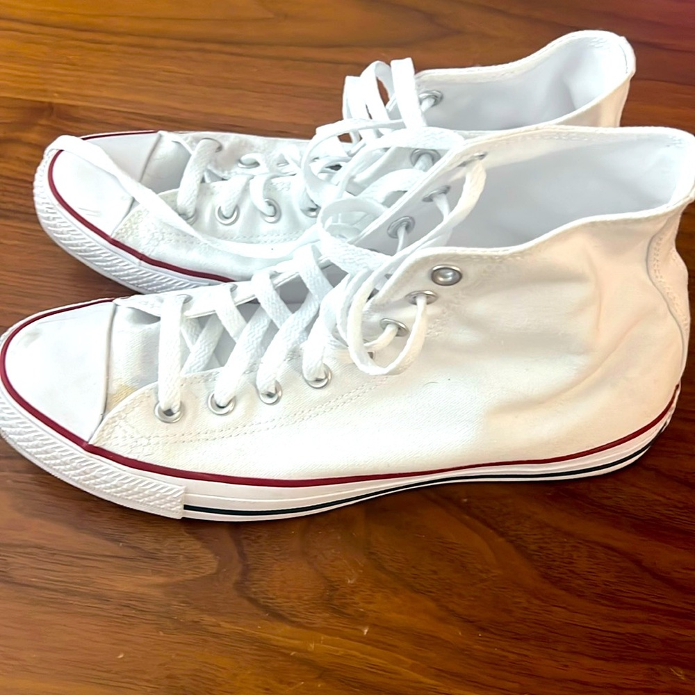 Converse High Tops Men’s White All Stars size 9.5